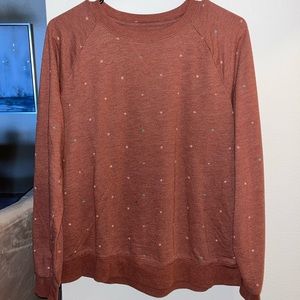 Women’s crew neck sweater/long sleeve